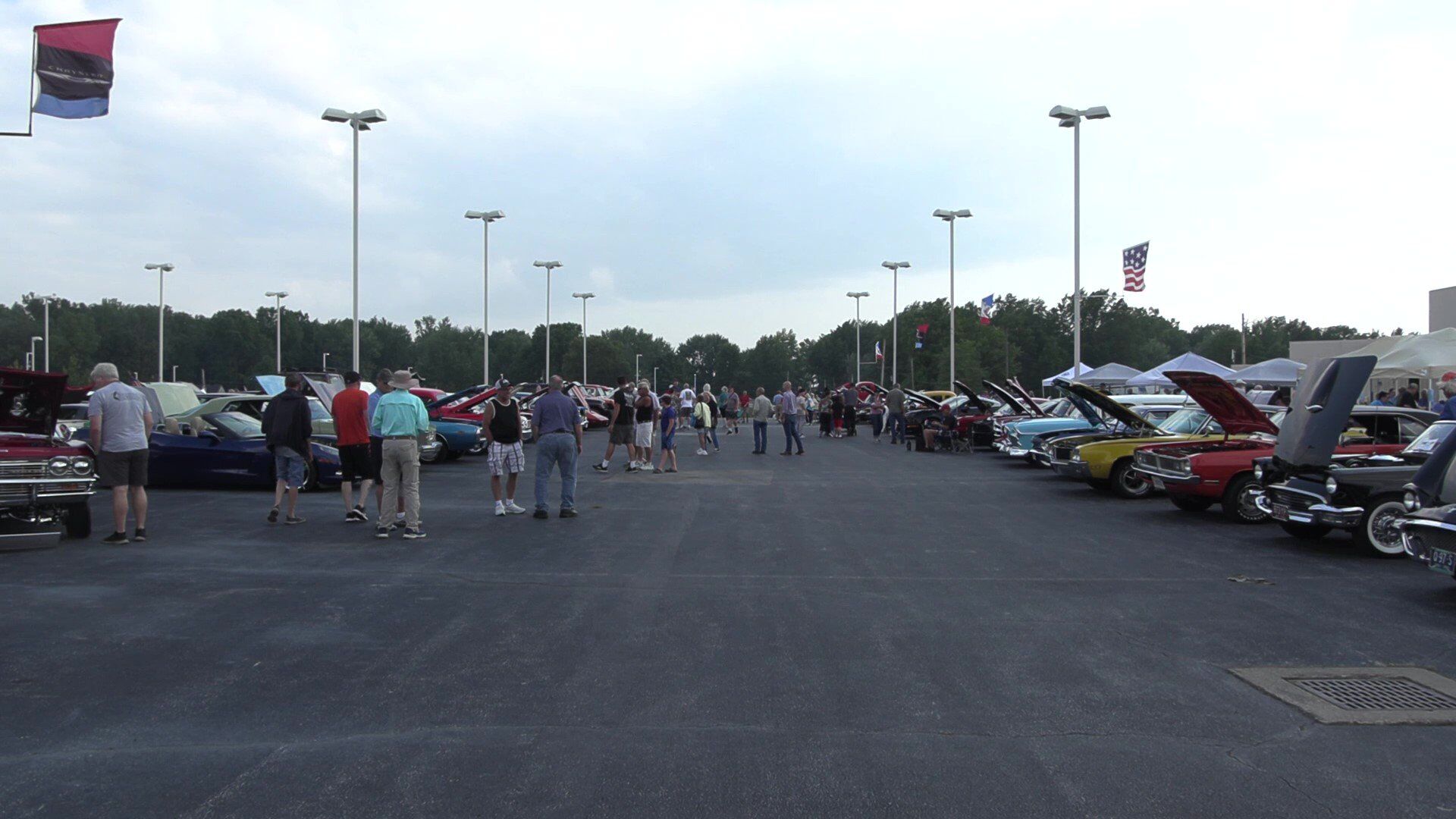 Hundreds of cars roll in at annual Tom Ahl show benefiting Family Promise of Lima-Allen County